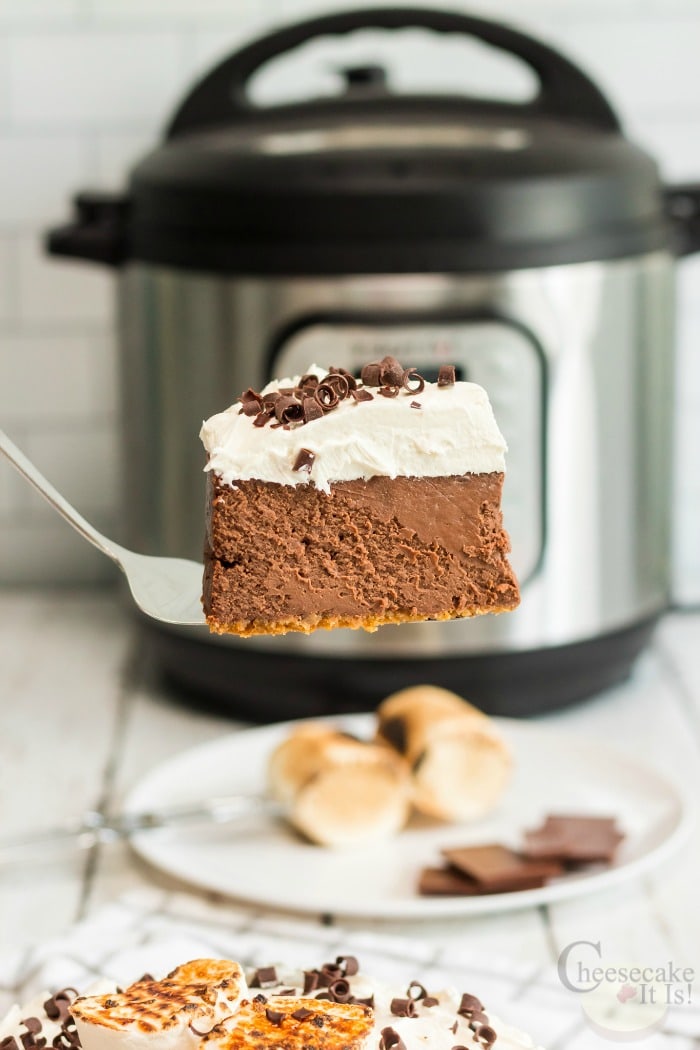 S’mores Cheesecake Made In The Instant Pot